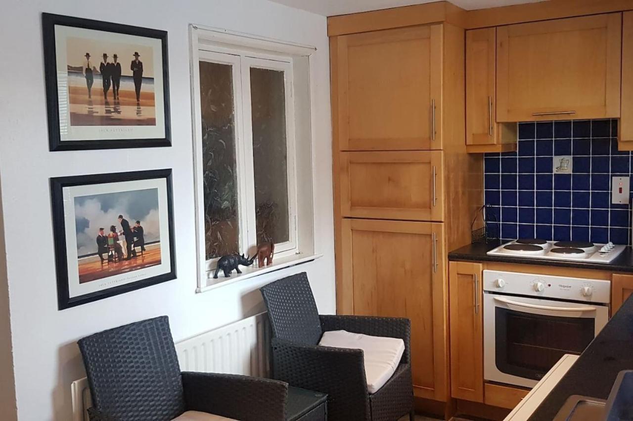 巴纳赫Cosy Townhouse On The Hill In Ireland别墅 外观 照片